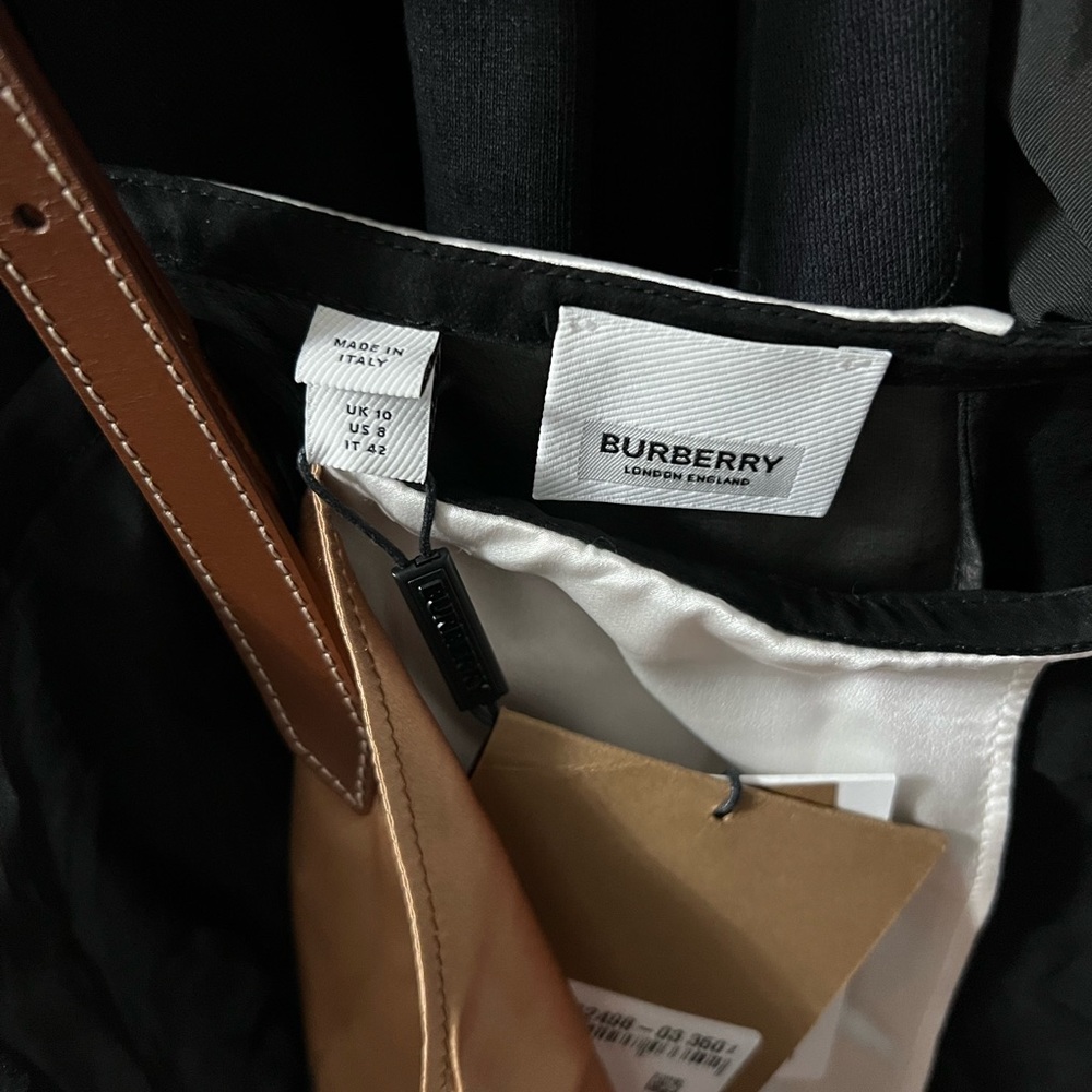 BURBERRY SILK TOP - Picture 3 of 14